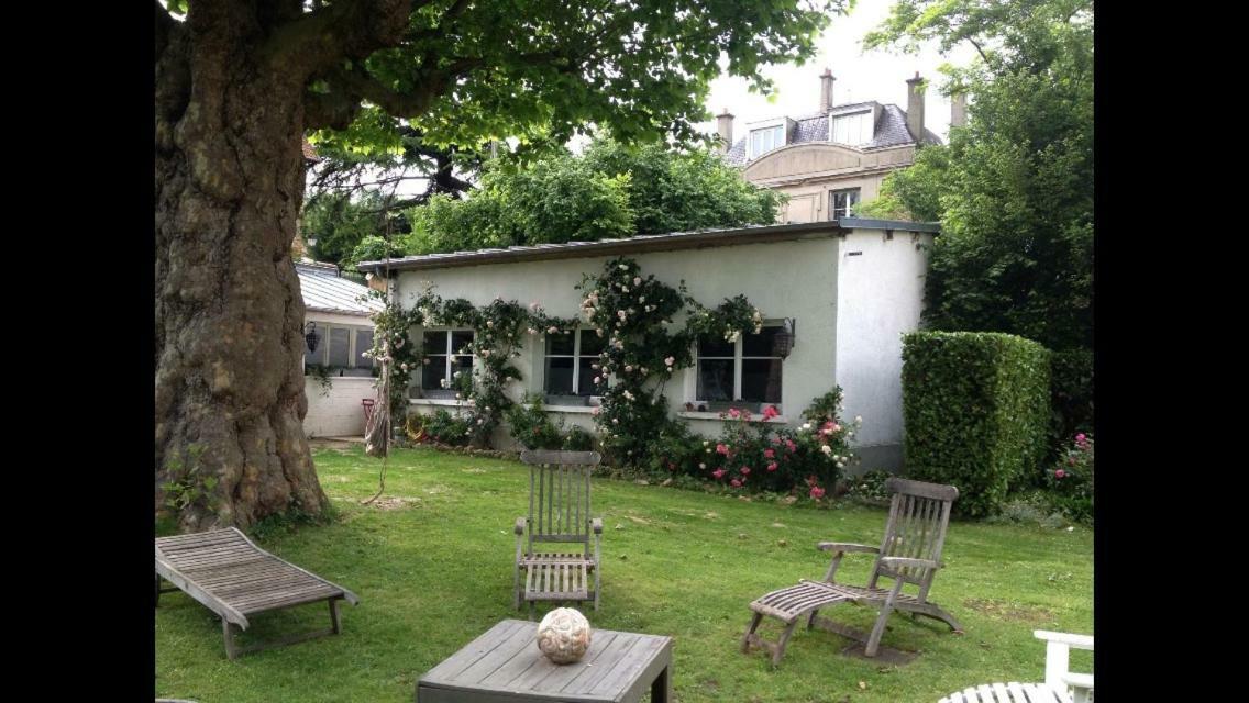 Vila Le Petit Val Rose Villennes-sur-Seine Exteriér fotografie